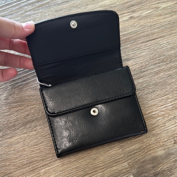 Moda Bella Black Wallet - Picture 3 of 5